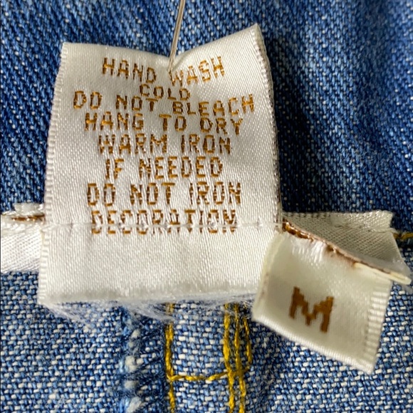 BOHO ARTSY Lacey Appliqué Roses Jean Skirt - Picture 7 of 7